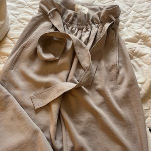 Aritzia paper bag pants